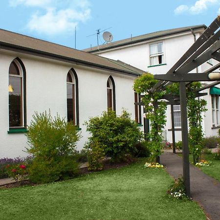 The Pier Lodge Bed And Breakfast Christchurch Exterior foto